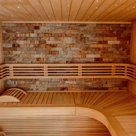 La Kalys Yetişkin Oteli *